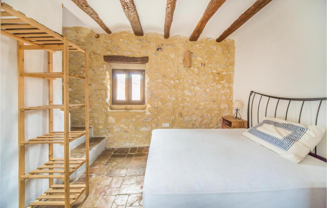 Beautiful Home In Bocairent With Kitchen Exterior foto